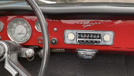 06/2026, Blaupunkt, Frankfurt, Stereo, Autoradio, DIN-Schacht, Oldtimer Blaupunkt Stereo Classic (2026) Retro-Autoradio mit moderner Technik im Stil der 1960er-Jahre