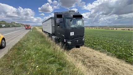 07/2026, A4 Lkw neben der Autobahn A4 Lkw neben der Autobahn