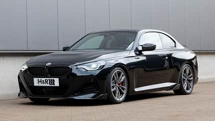 Der BMW M240i xDRIVE MHEV mit H&R Tieferlegungsfedern Der BMW M240i xDRIVE MHEV mit H&R Tieferlegungsfedern