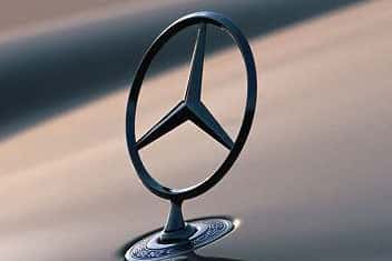 Daimler stoppt Talfahrt zum Jahresende