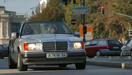 Mercedes-Benz 300 CE-24 Cabriolet
