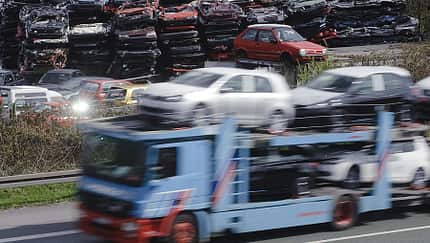 Neuwagen Transport Abwrackpr�mie Schrottplatz