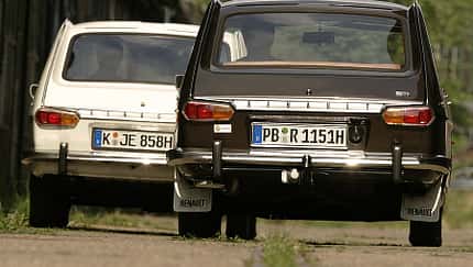 Zwei Renault 16 - Heckansicht