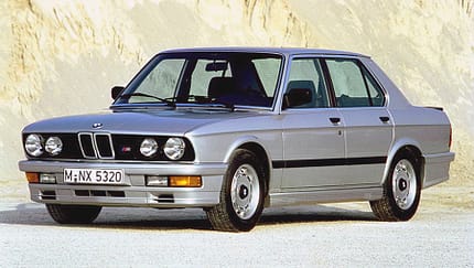 BMW M5 E28