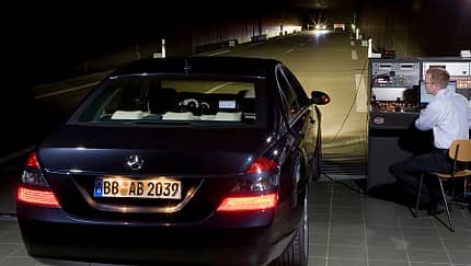 Grundhoff, Intelligentes Licht, 0310 Die Nacht zum Tage machen