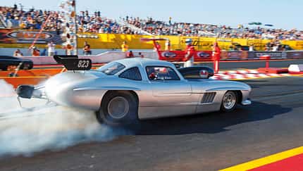 Mercedes 300 SL-Dragster bei den NitrolympX Hockenheim 2009