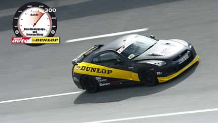 Aufmacher 0-300-0 2010, Importracing-Nissan GTR