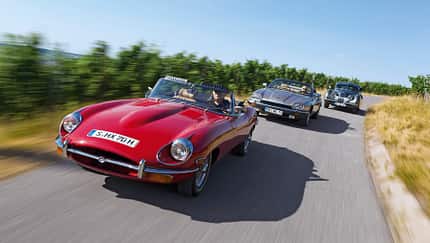 Jaguar XK 120 Fixed Head Coupé (FHC, 1951), Jaguar E-Type 4.2 Serie 2 (1969), Jaguar XJS 5.3 V12 Convertible (1992)