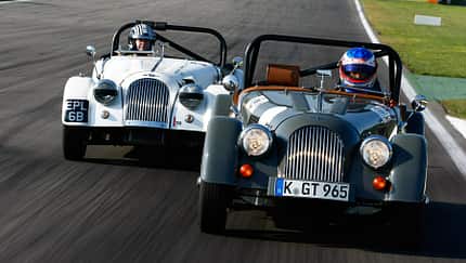 Morgan 4/4 Competition von 1964 und 2010