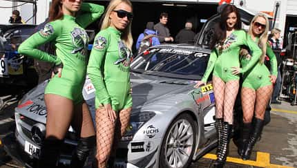 Grid Girls, VLN 1.Lauf Langstreckenmeisterschaft Nürburgring 02-04-2011