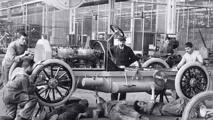 Daimler-Werk, Untertürkheim, 1904, Autobau