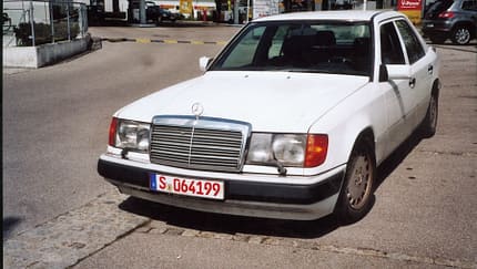 Mercedes 300 E-24