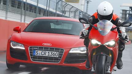 Audi R8 5.2 FSI, Ducati 1199 Panigale S, Frontansicht