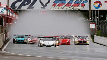 GT-Rennwagen. Start