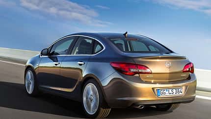 Opel Astra Limousine