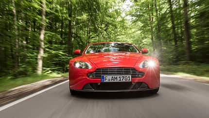 Aston Martin V8 Vantage, Frontansicht