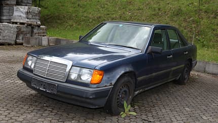 Mercedes 250 D, Seitenansicht