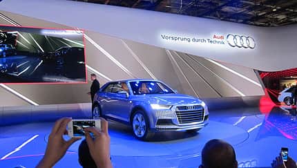 Autosalon Paris Messerundgang