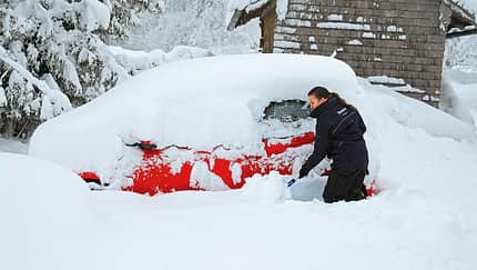 Fahrzeugzubehör, Auto ausgraben