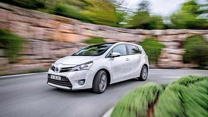 Toyota Verso, Seitenansicht, Front