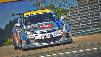 Opel Astra OPC - VLN 2013