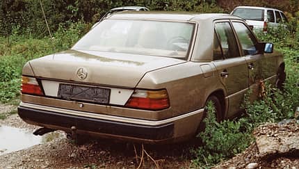 Mercedes 300 D, Heckansicht 