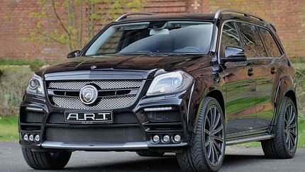 Zwei Umbauvarianten für den SUV