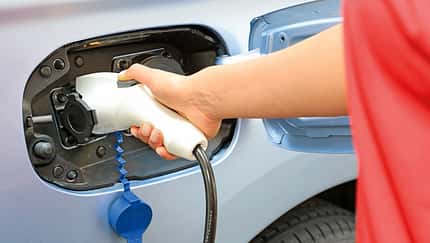 Mitsubishi Outlander PHEV, Tanken, Strom