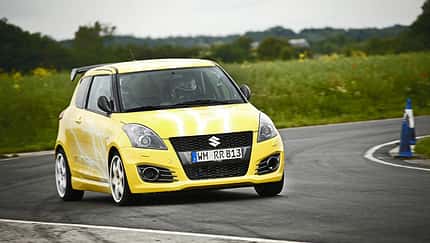 Suzuki Swift Sport Hayabusa, Kleinwagen, Umbau, Motorrad