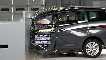 IIHS Crashtest, Mazda 5, 07/2014