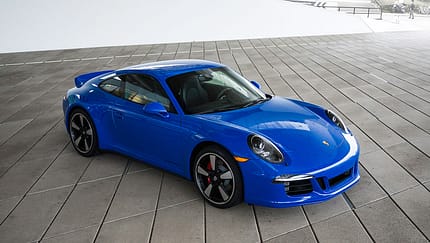 Porsche 911 GTS Club Coupé USA