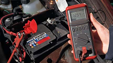 Batterie, Test, Spannung