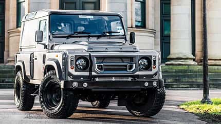 Kahn Design Land Rover Defender