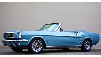 Revology Ford Mustang