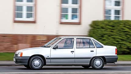 Opel Kadett 1.6i, yt0315, Kaufberatung Opel Kadett 1.6i, Seitenansicht