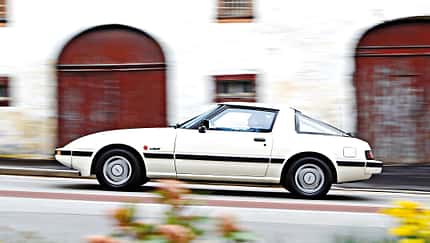 Mazda RX-7, Seitenansicht