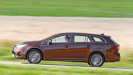 Toyota Avensis Touring Sports 2.0 D-4D, Seitenansicht