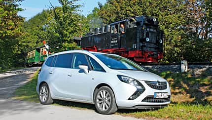 Opel Zafira Tourer 2.0 CDTI Biturbo, Seitenansicht
