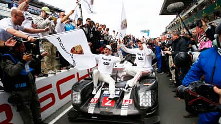 Porsche 919 Hybrid - Startnummer #2 - 24h-Rennen Le Mans 2016 