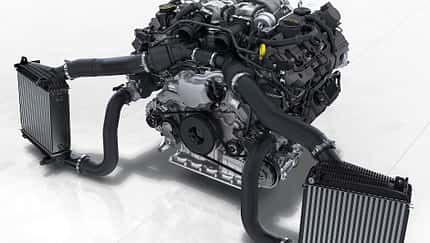 Porsche Panamera Turbo: 4,0-Liter-V8-Biturbomotor mit Ladeluftkühlern