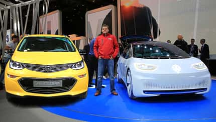 Kaltvergleich Opel Ampera E gegen VW ID