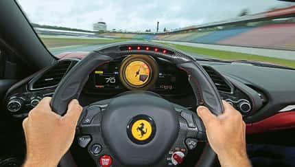 Ferrari 488 GTB, Lenkrad, Fahrersicht