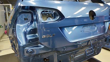 VW Golf Produktion ausgeschlachtet