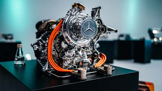 Mercedes F1-Motor - Innenleben - Hybrid-Motor - 2024