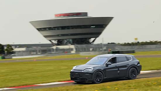 Erlkönig Porsche Cayenne EV M1 Leipzig