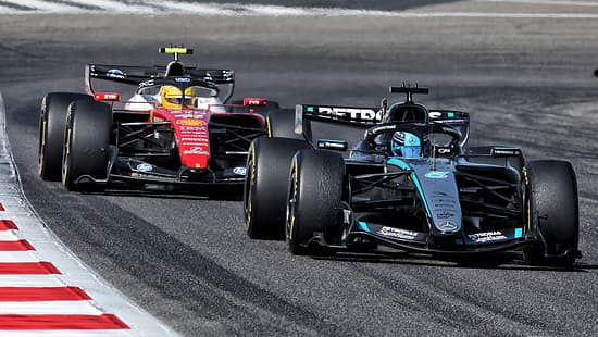 Lewis Hamilton vs. George Russell - Ferrari vs. Mercedes - F1-Test - Bahrain 2026