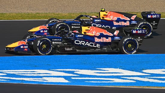 Isack Hadjar & Max Verstappen - Red Bull - GP Japan 2026