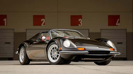 Ferrari Dino 246 GTS mit V8