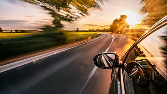 Dein Sommer mit ams+ auf der Überholspur: 12 Wochen für 6€