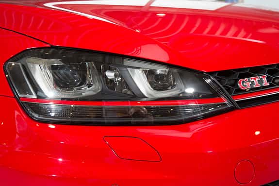 VW Golf GTI VII Performance - Kompaktsportwagen - Gebrauchtwagen